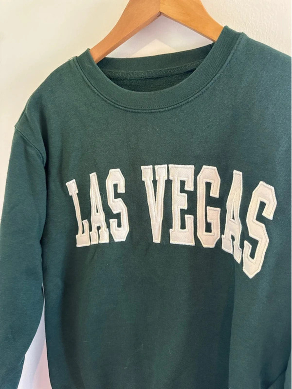 Las Vegas sweater - Picture 2 of 4